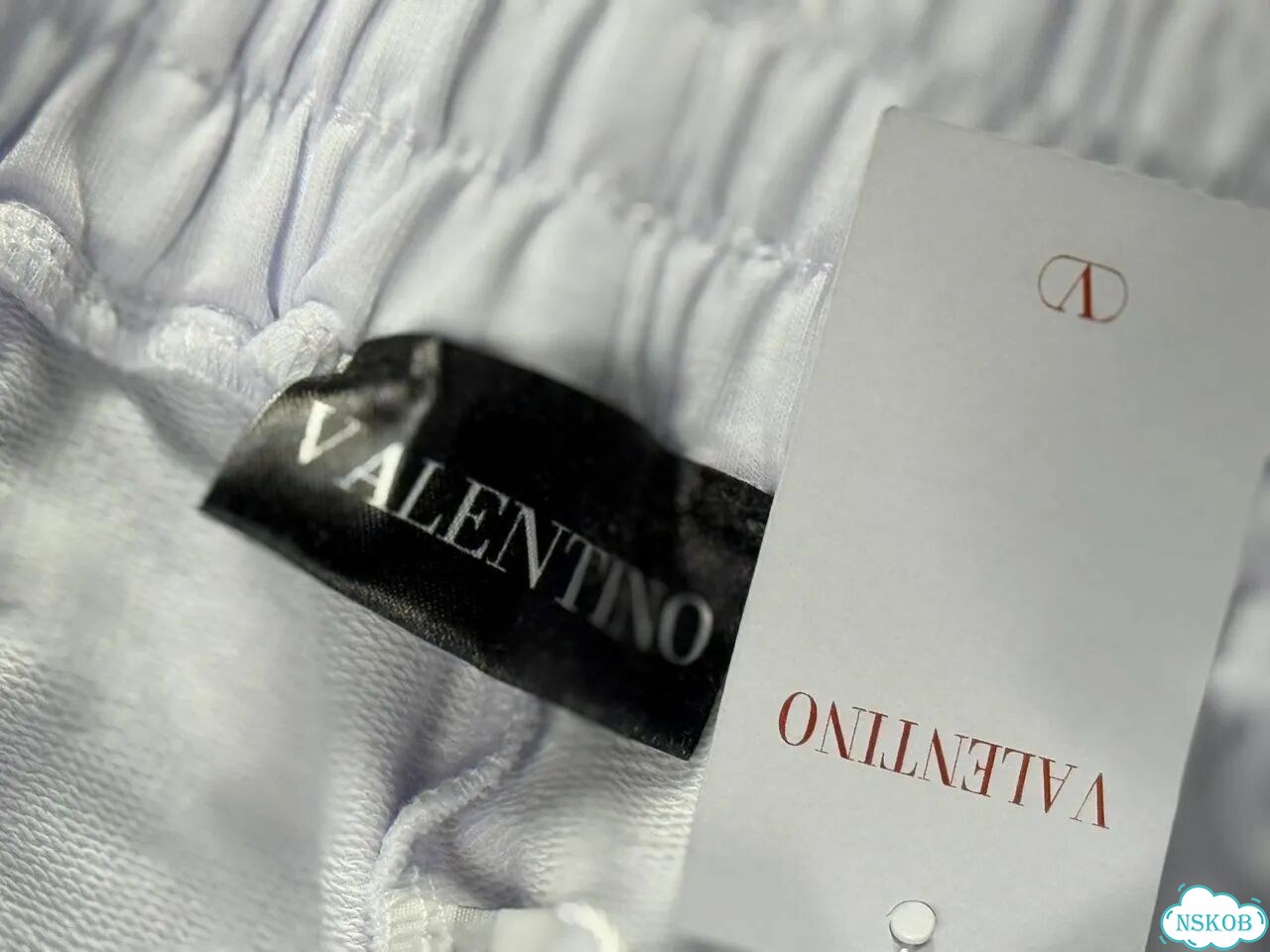 Шорты Valentino 2026 фото 3
