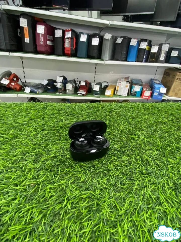 Наушники JBL Live Free NC+ TWS фото 1