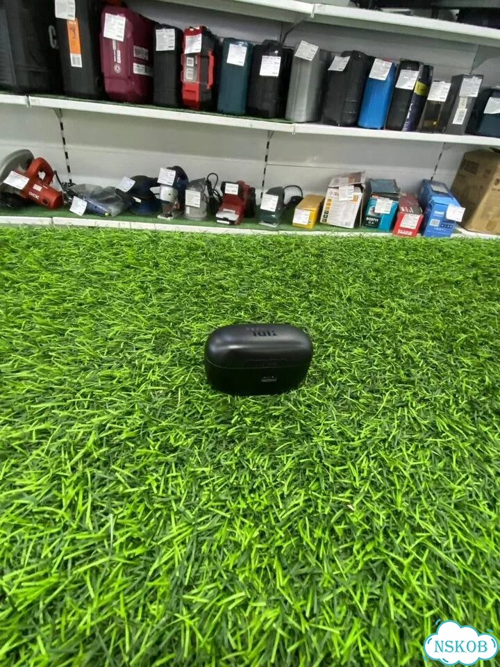 Наушники JBL Live Free NC+ TWS фото 2
