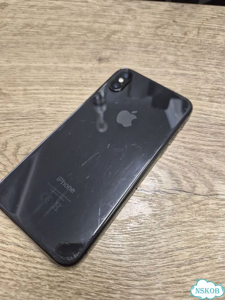 iPhone X, 64 ГБ фото 1