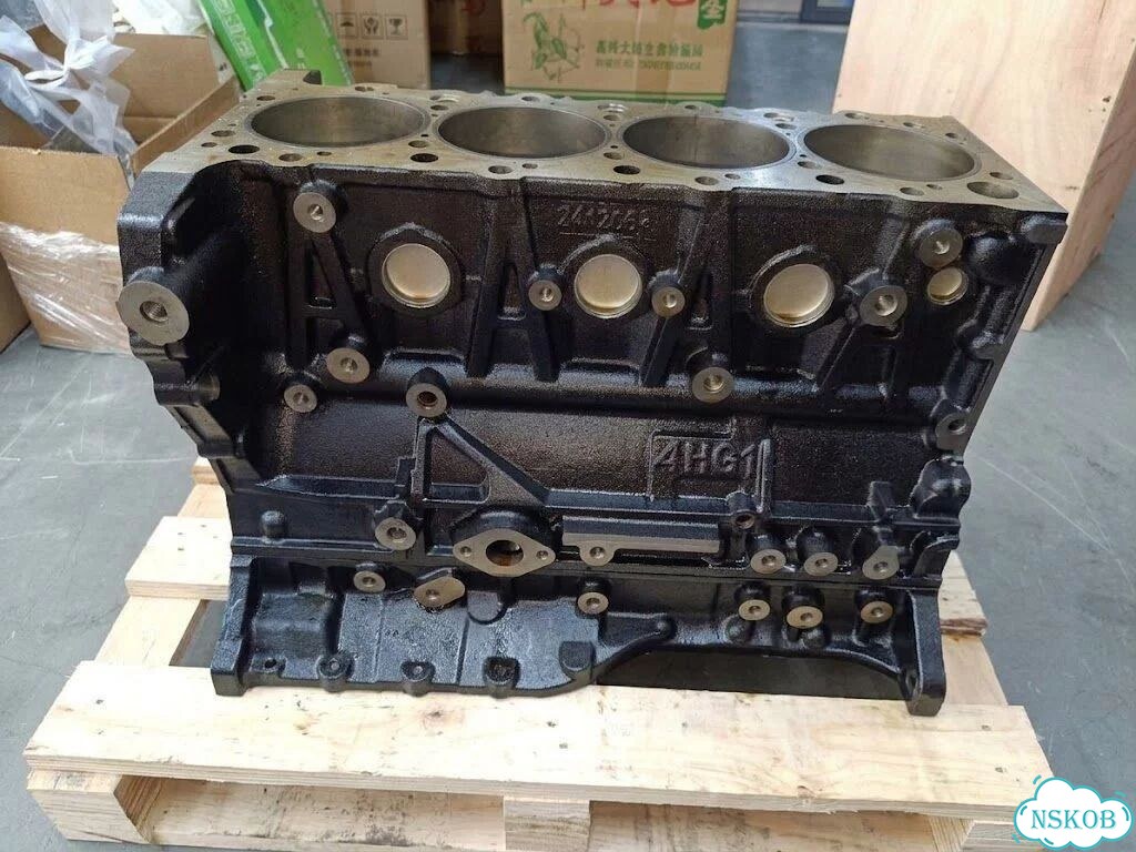 Блок цилиндров Isuzu 4HG1 новый фото 3