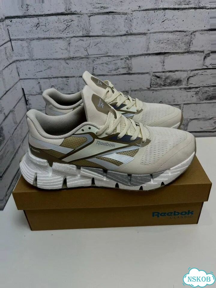 Кроссовки Reebok Floatride фото 1