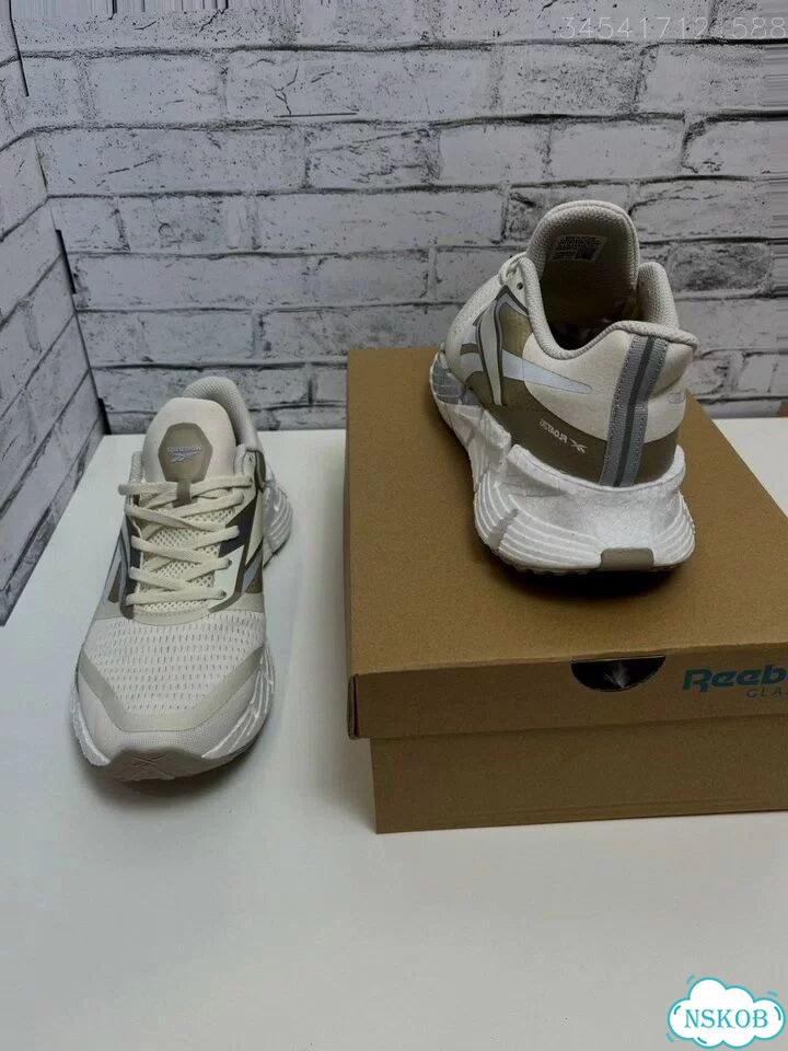 Кроссовки Reebok Floatride фото 2