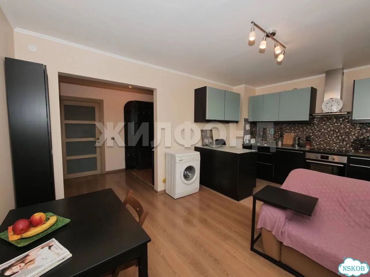 2-к. квартира, 79,4 м², 10/14 эт. фото 3