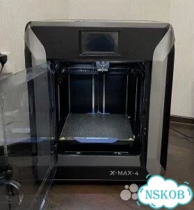 3D-принтер qidi Max4 с закрытой камерой фото 2
