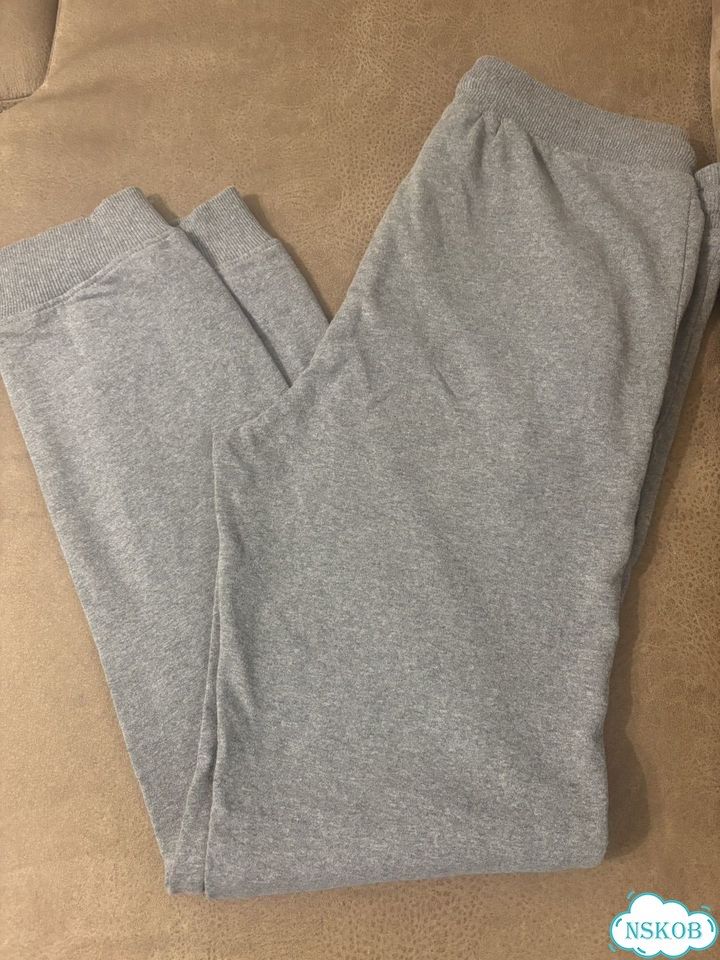 Продам костюм Tommy Hilfiger фото 3
