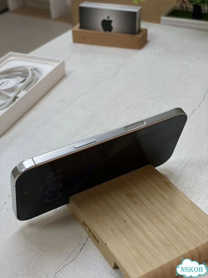 iPhone 16 Pro, 512 ГБ, SIM + eSIM фото 7