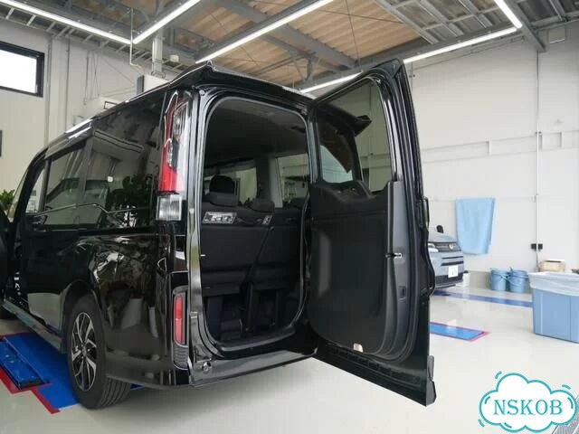Honda Stepwgn Spada 1.5 CVT, 2021, 27 400 км фото 5