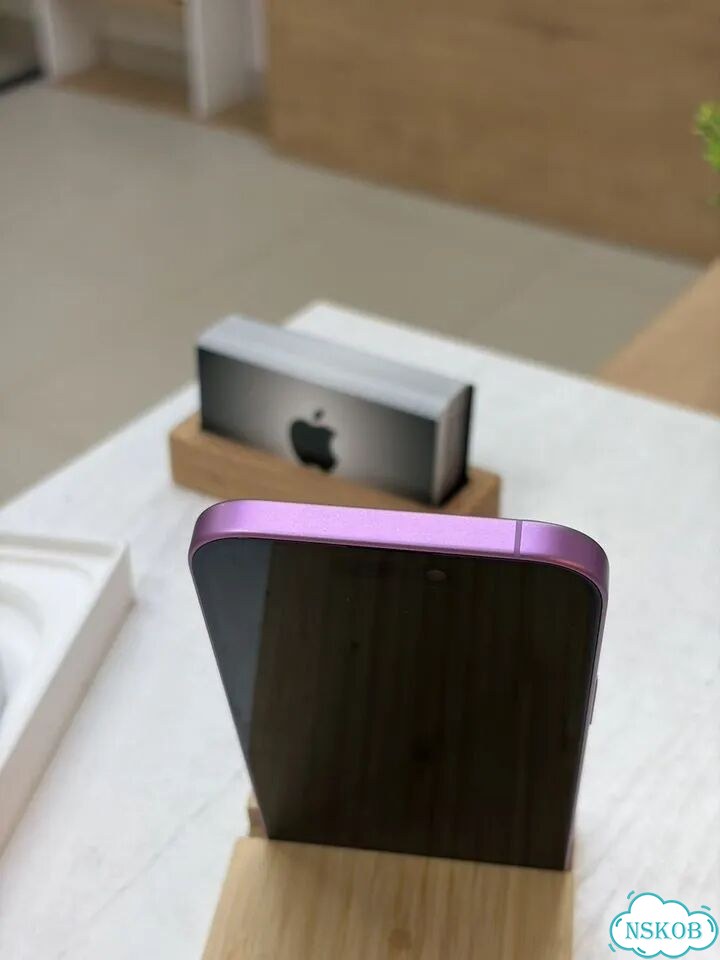 iPhone 16, 256 ГБ, SIM + eSIM фото 3