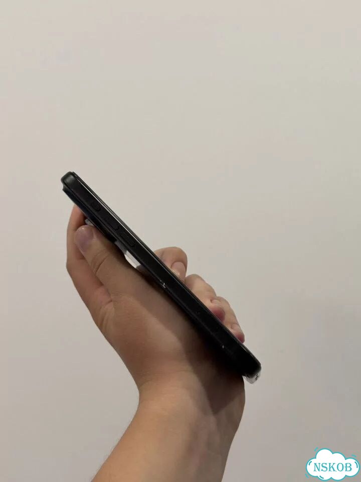 iPhone 17 Pro Max, 256 ГБ, SIM + eSIM фото 2
