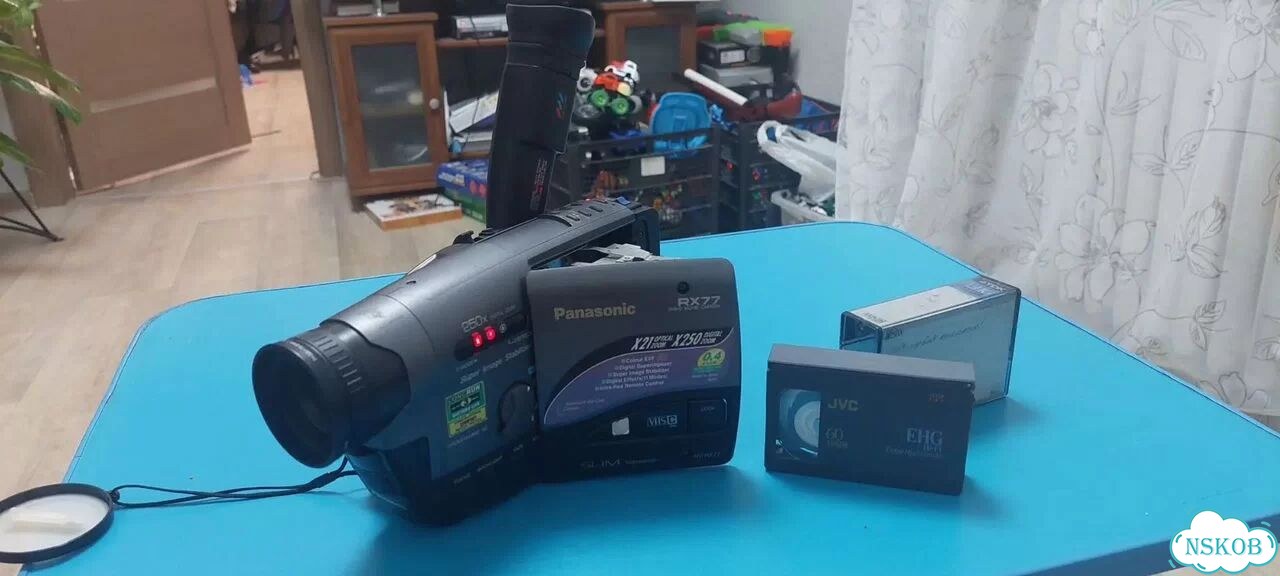 Кассетная камера Panasonic RX-77 фото 1