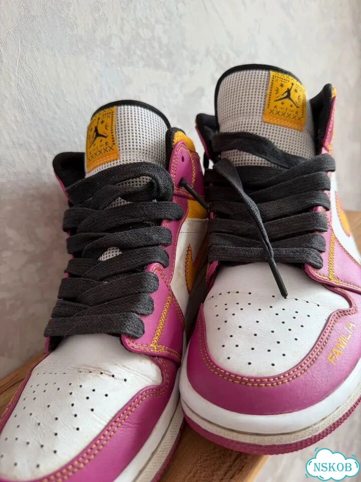 Nike air Jordan 1 mid оригинал фото 3
