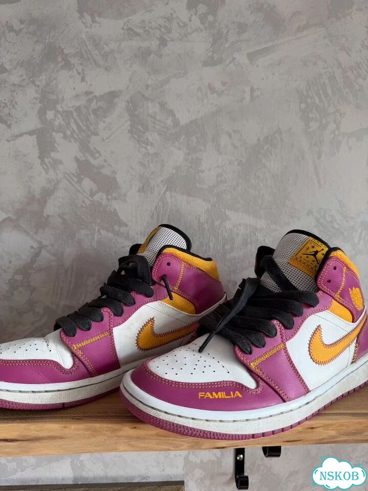 Nike air Jordan 1 mid оригинал фото 4