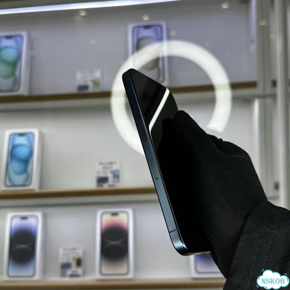 iPhone 15 Pro, 512 ГБ фото 4