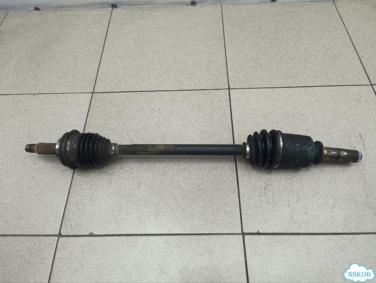 Привод передний Subaru Legacy BH5 фото 2