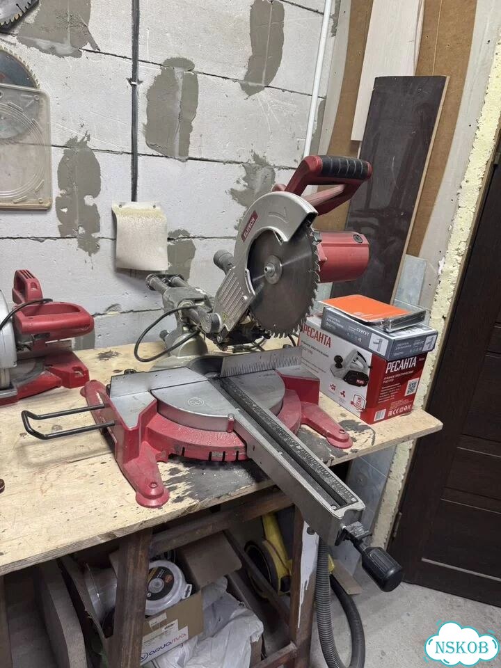 Торцовочная пила фото 2
