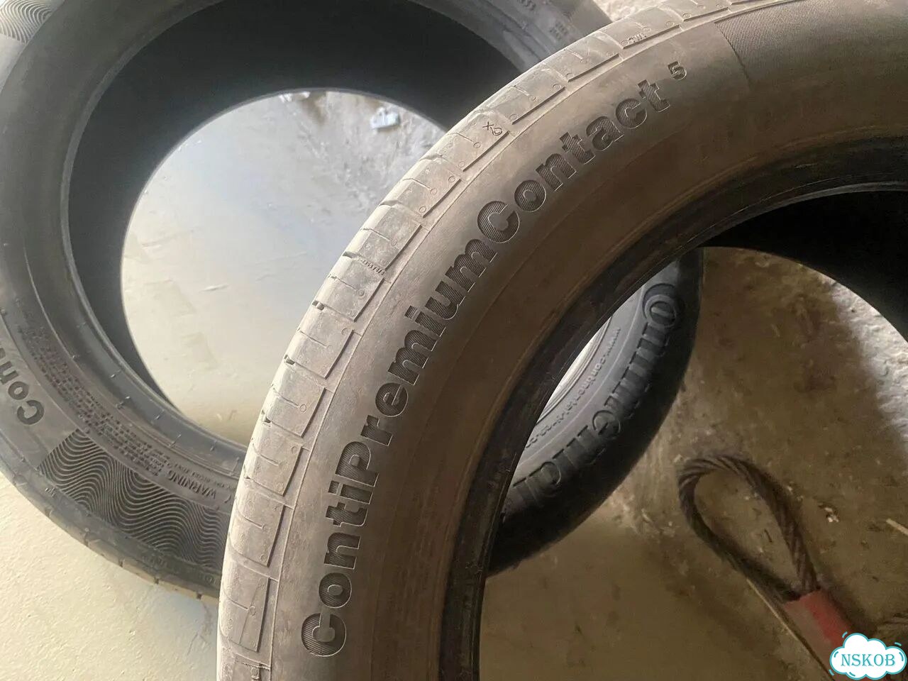 Continental ContiPremiumContact 5 215/55 R17 94W фото 1