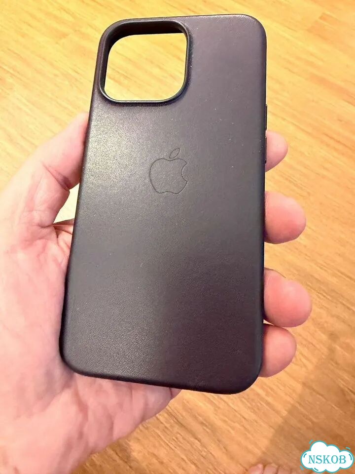 Оригинальный чехол на iPhone 13 pro фото 6
