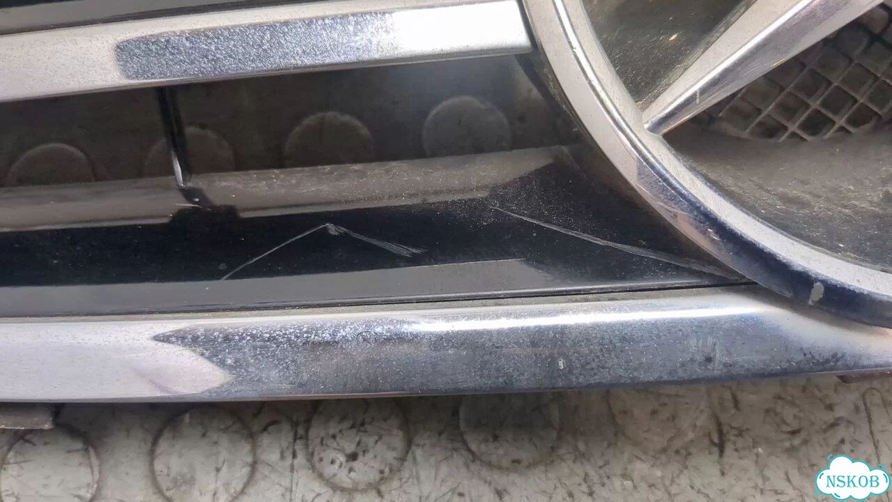 Решетка радиатора Mercedes CLK W209 фото 4