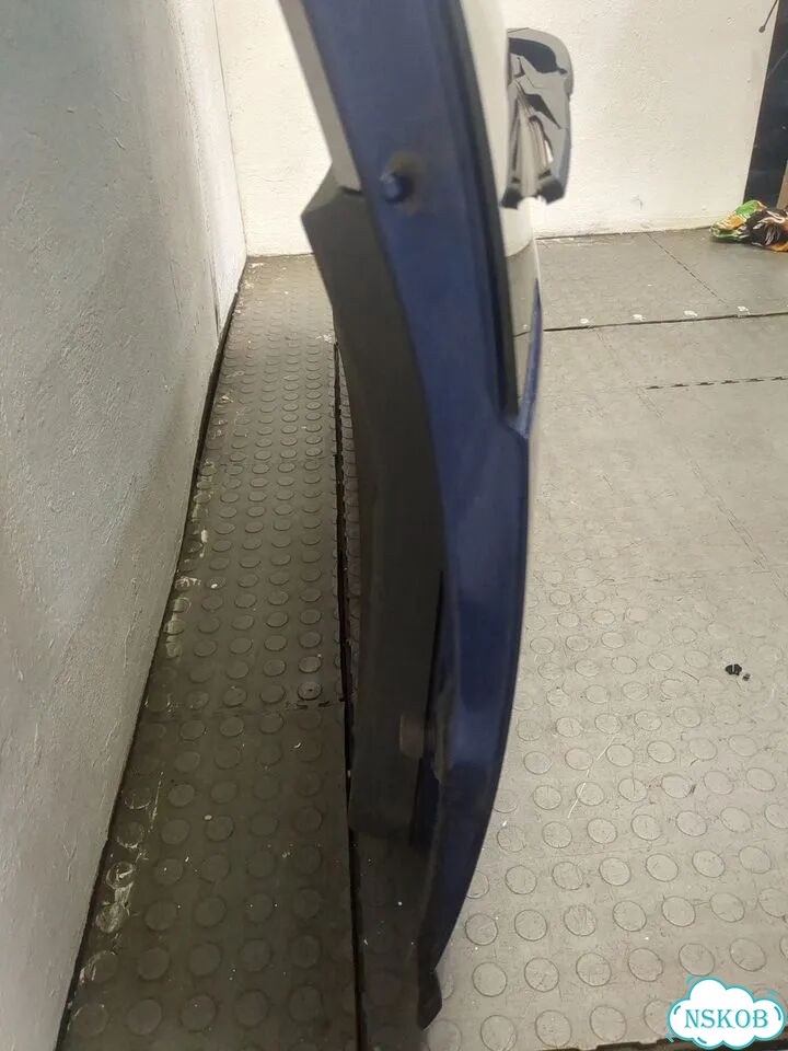 Крышка багажника Opel Meriva фото 3