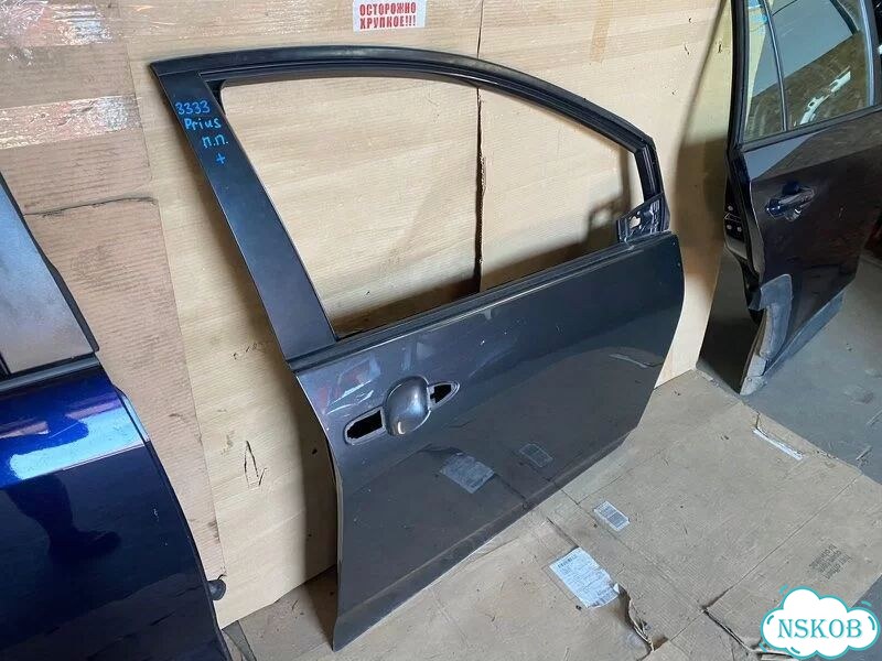 Дверь передняя Toyota Prius 4 фото 3