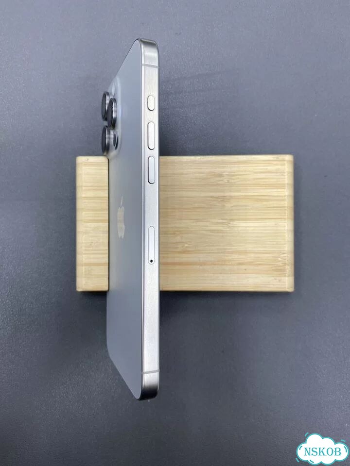 iPhone 15 Pro Max, 256 ГБ, SIM + eSIM фото 4