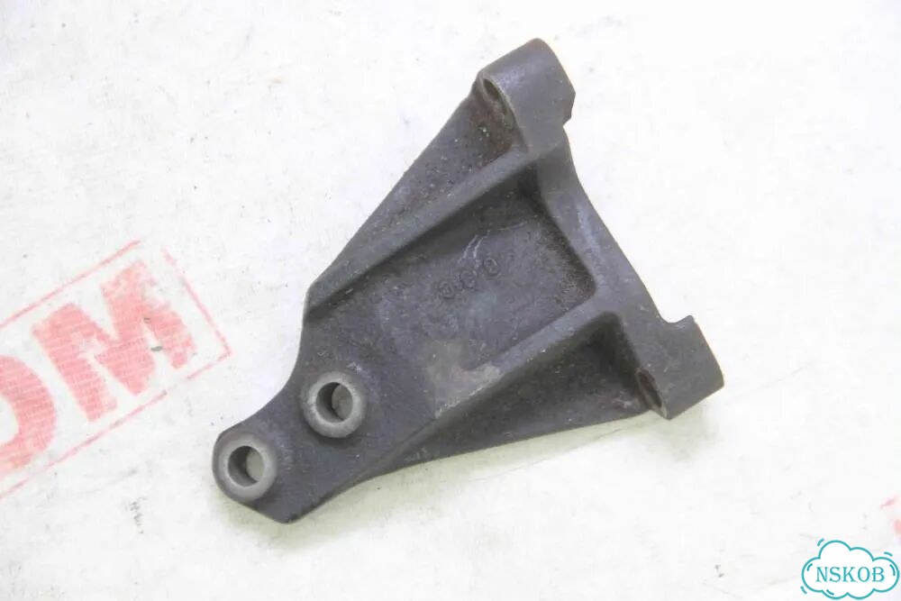 Кронштейн раздатки Toyota Caldina ST195 фото 3