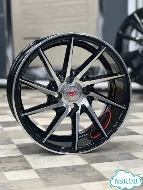 Литые диски Vossen CV4 7×R15 4×98 фото 1