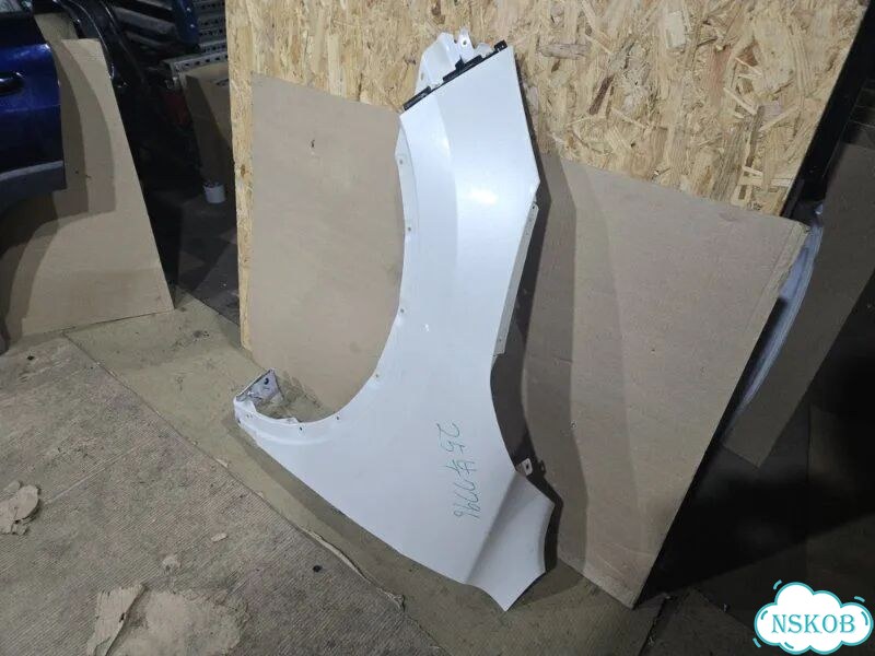 Крыло переднее на Nissan Qashqai J11 фото 6