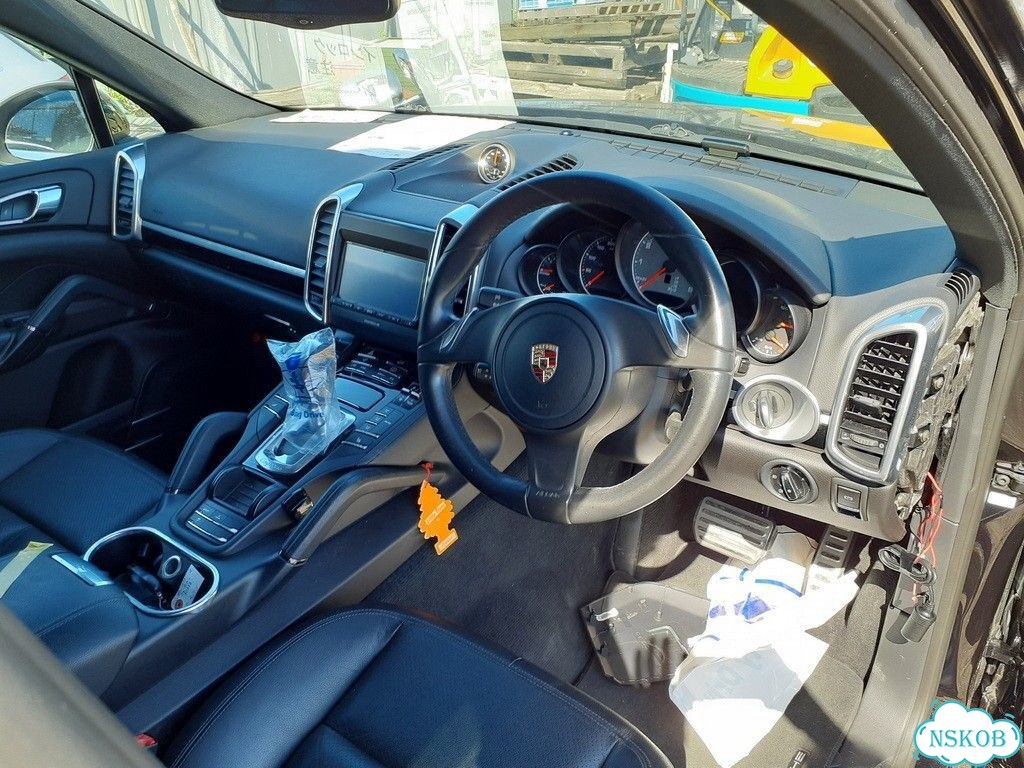 Накладка на крыло Porsche Cayenne 958 фото 7