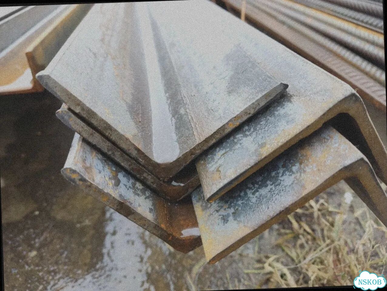 Уголок металлический 63*63 фото 3