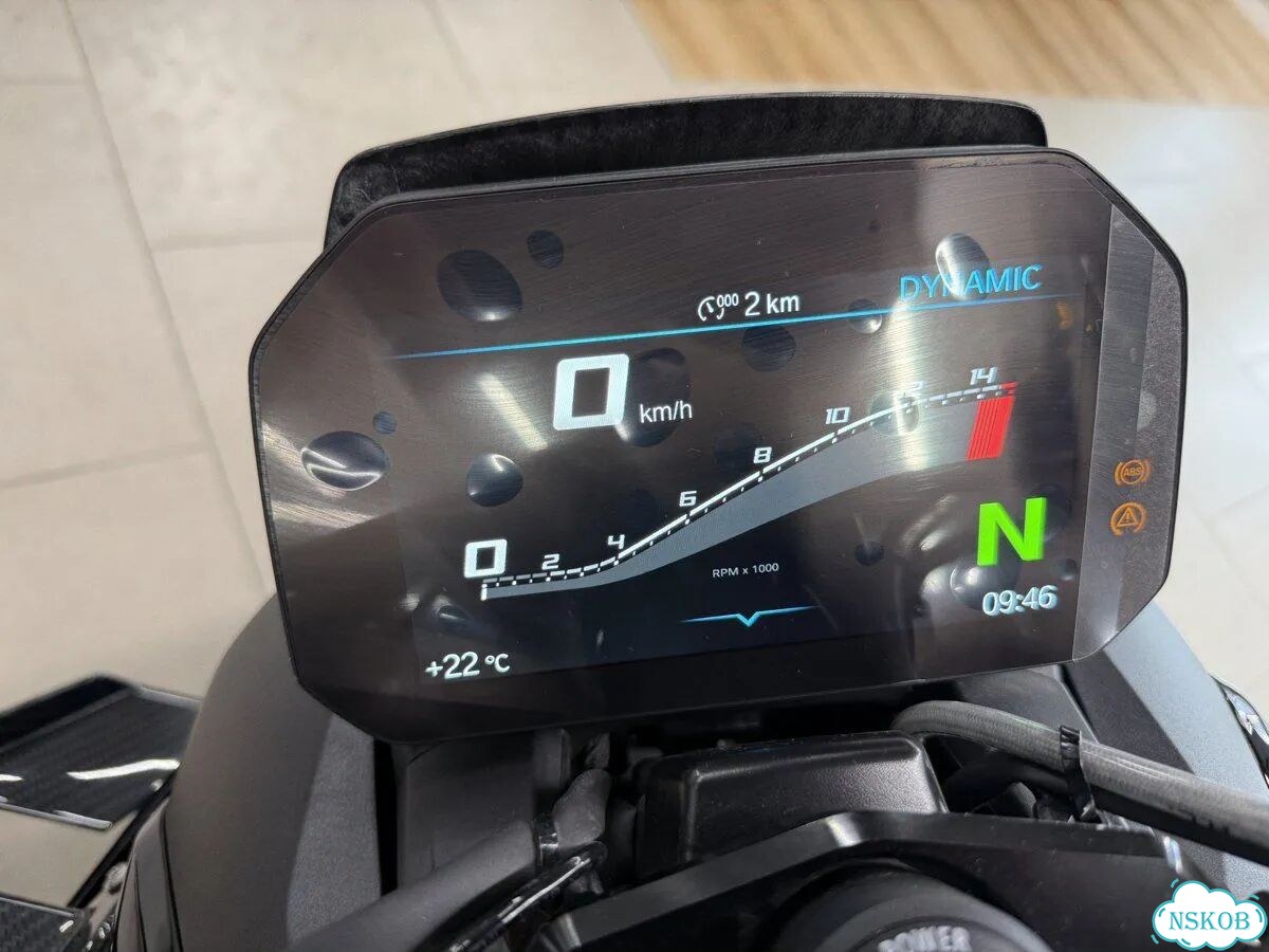BMW M 1000 R, 2026 фото 7