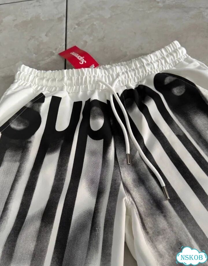 Шорты Supreme blurred logo фото 10