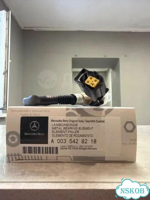 Датчик кислородный Mercedes-Benz A0035428218 фото 1