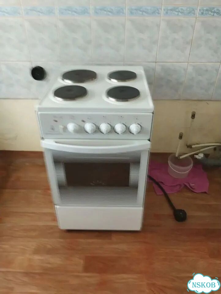 Плита электрическая с 4 конфорками фото 1