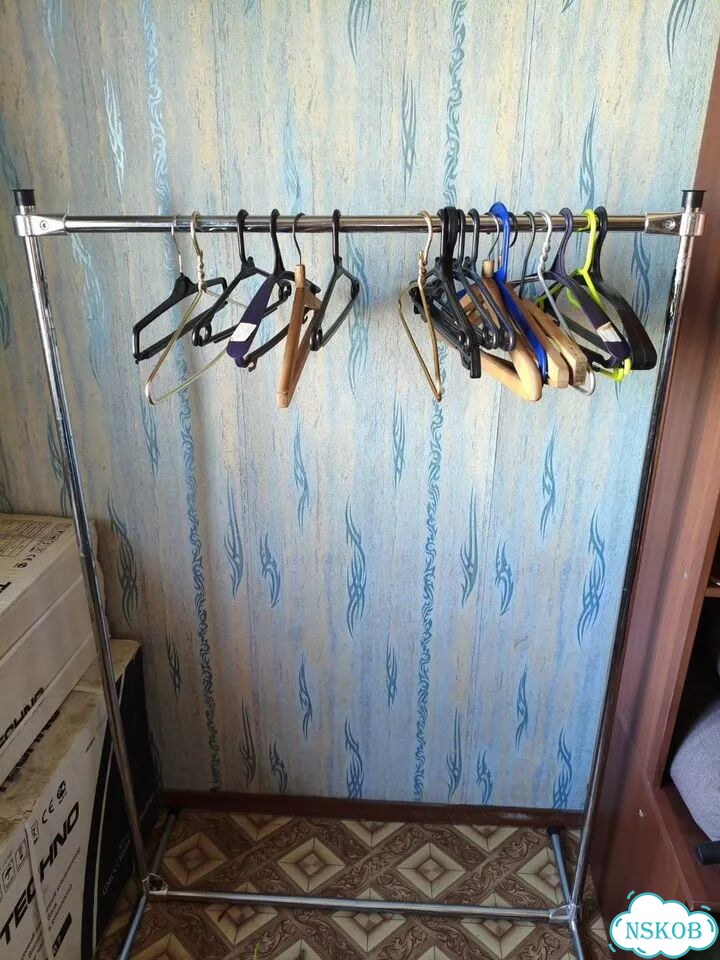 Вешалка напольная бу фото 1