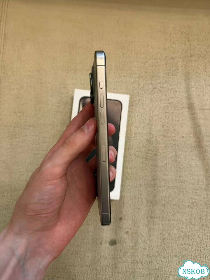 iPhone 15 Pro Max, 256 ГБ, SIM + eSIM фото 2