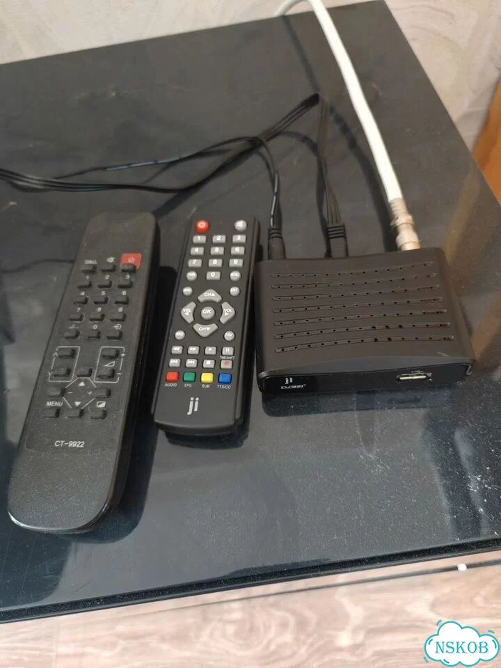 Телевизор Toshiba+ приставка фото 2