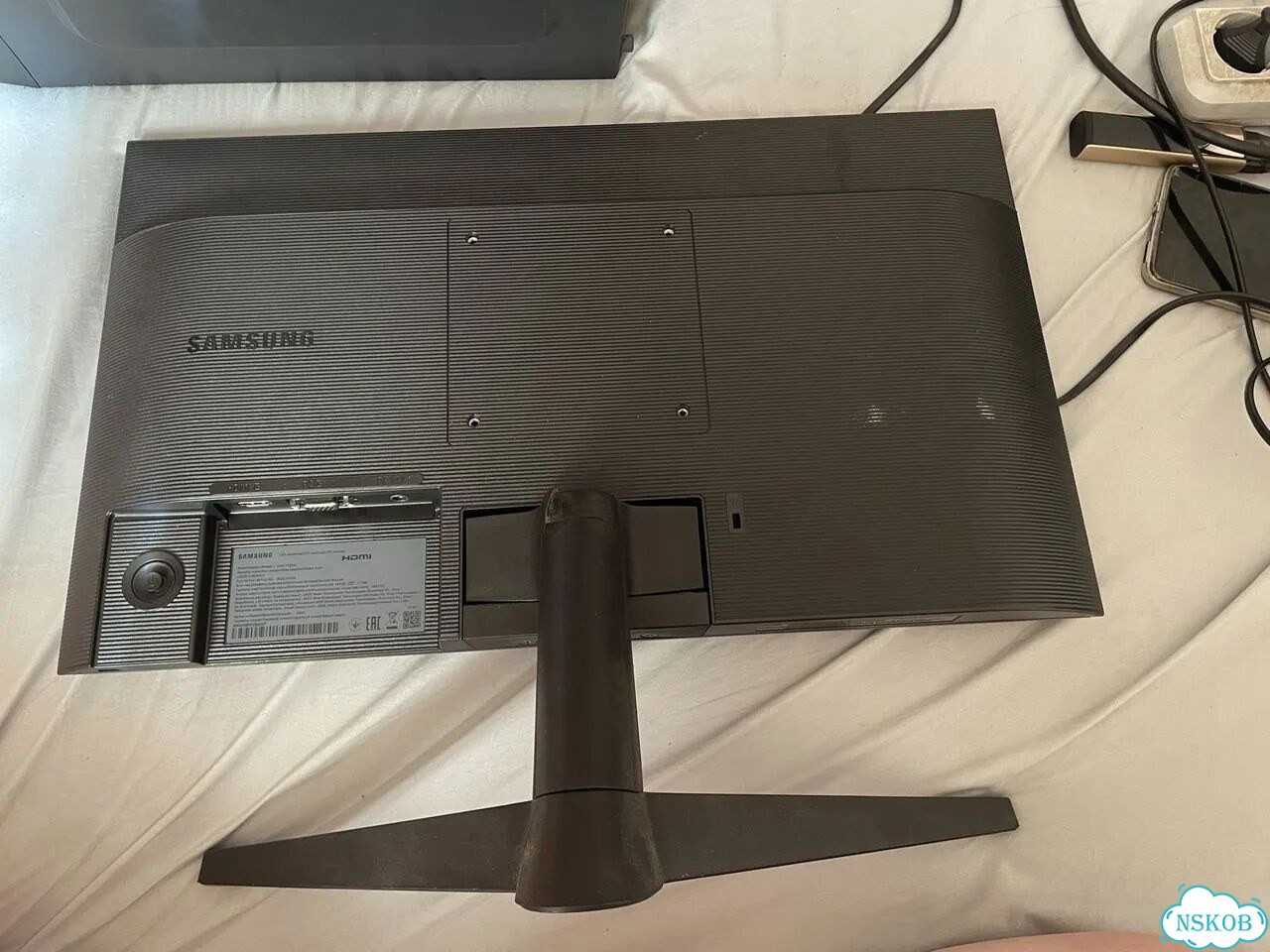 Монитор samsung s22c310EAI фото 2