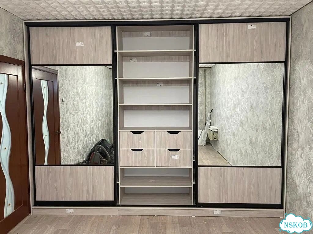 Шкаф купе на заказ фото 2