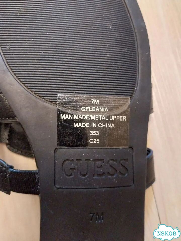 Сандалии женские Guess фото 5