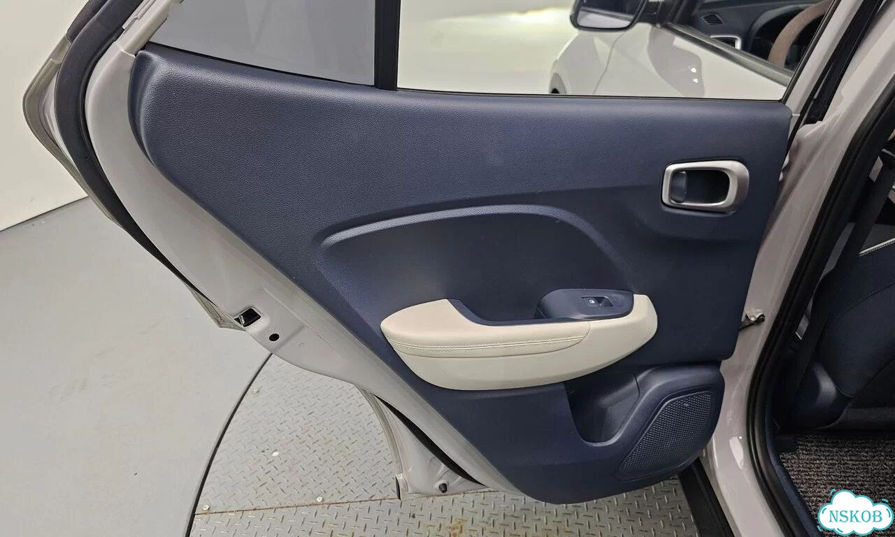 Hyundai Venue 1.6 AT, 2021, 38 000 км фото 23