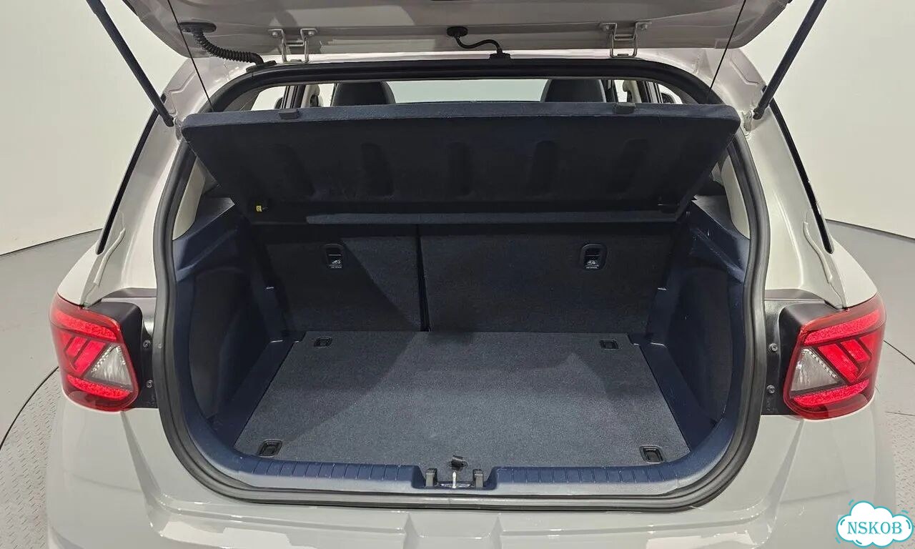 Hyundai Venue 1.6 AT, 2021, 38 000 км фото 8