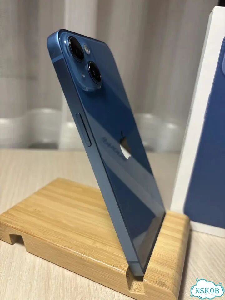 iPhone 13, 128 ГБ, SIM + eSIM фото 3