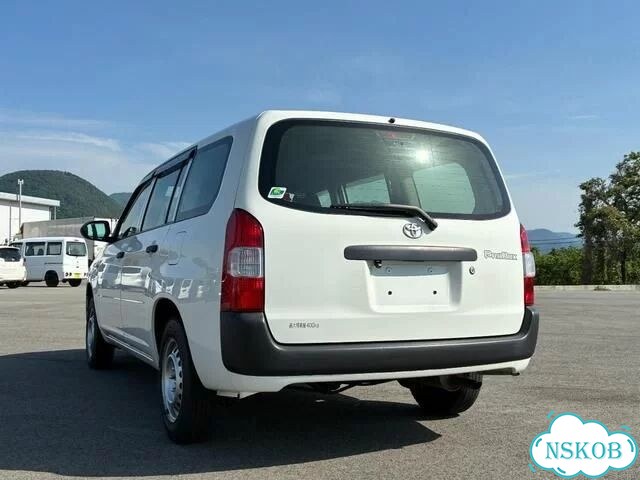 Toyota Probox 1.5 CVT, 2021, 81 800 км фото 5