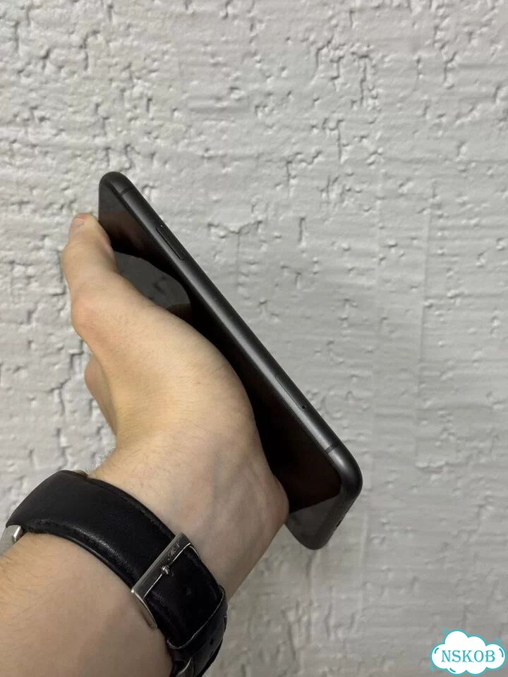 iPhone 11, 128 ГБ, SIM + eSIM фото 5