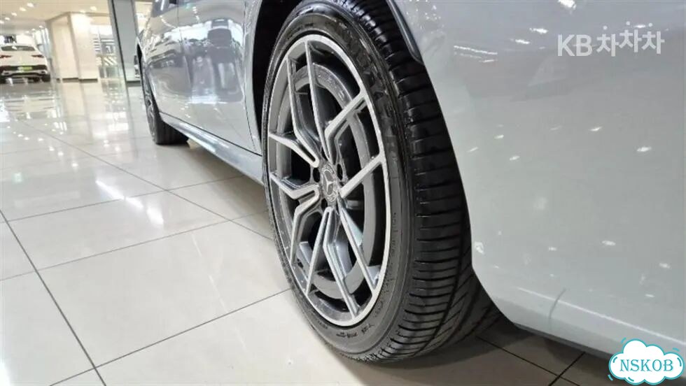 Mercedes-Benz E-класс 2.0 AT, 2022, 29 000 км фото 21