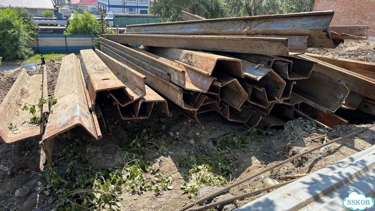 Шпунт Ларсена Л5-ум б/у фото 1
