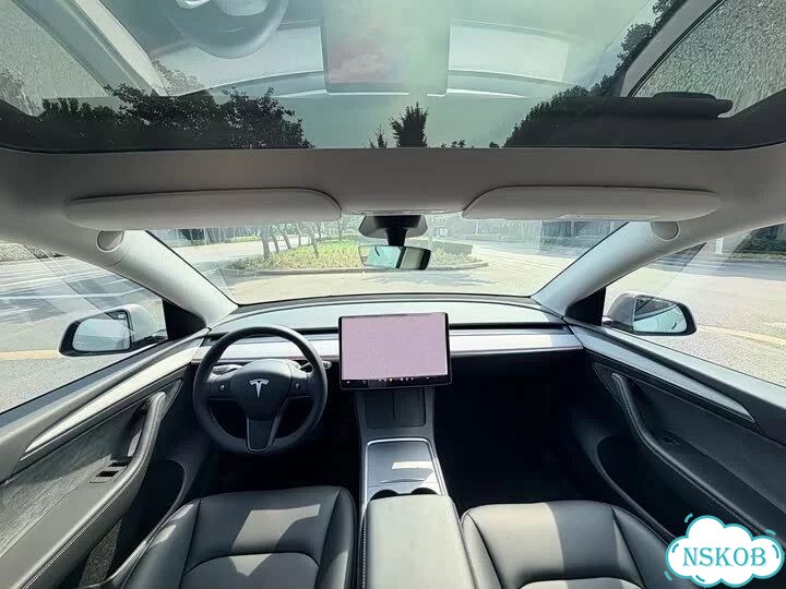 Tesla Model Y AT, 2024, 40 000 км фото 9