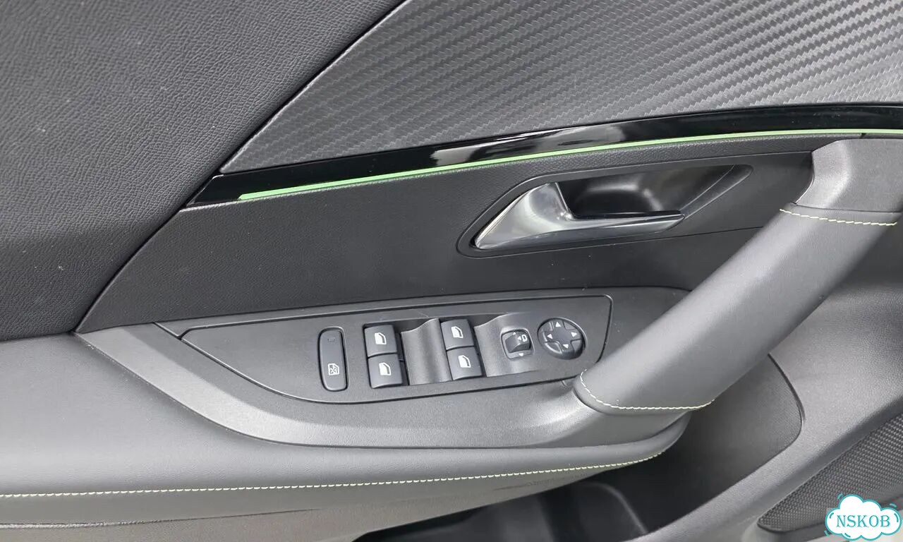 Peugeot 2008 1.5 AT, 2023, 31 000 км фото 26